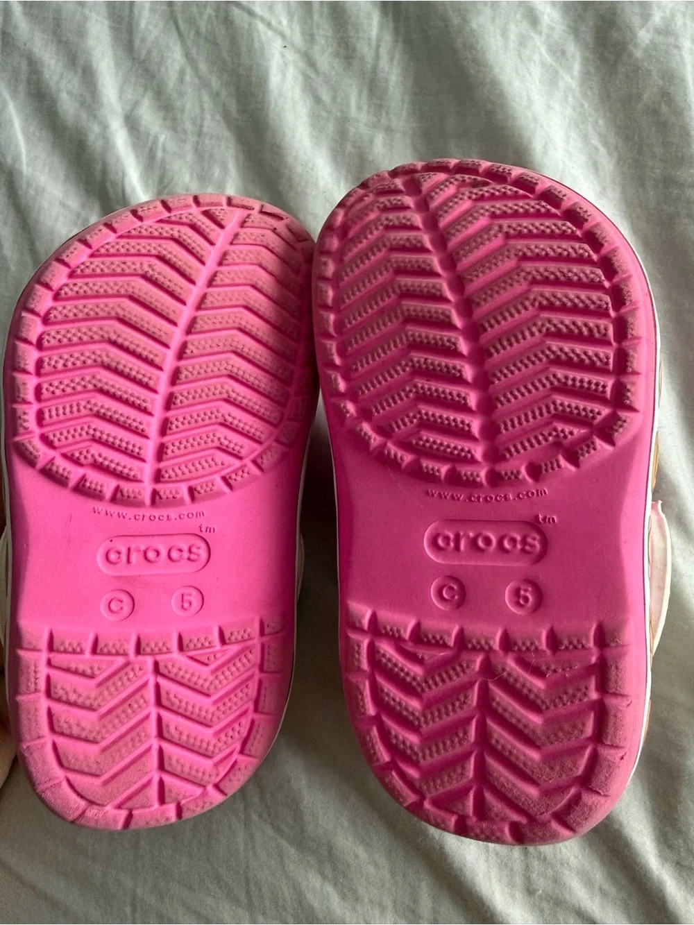 Disney Minnie Mouse Bright Pink Kids Clogs with Character Trim